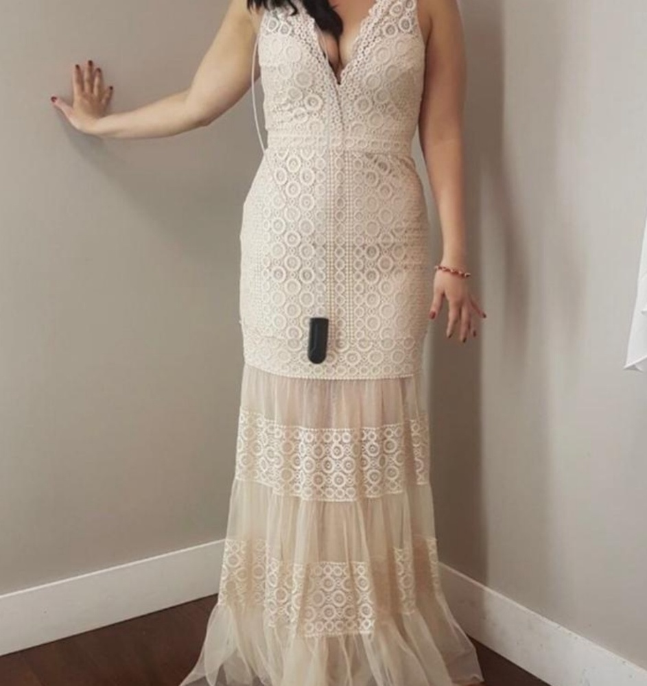 BCBG max azria, evening dress, size 6